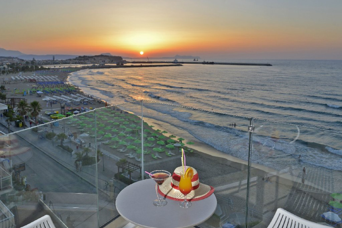 SWELL BOUTIQUE HOTEL