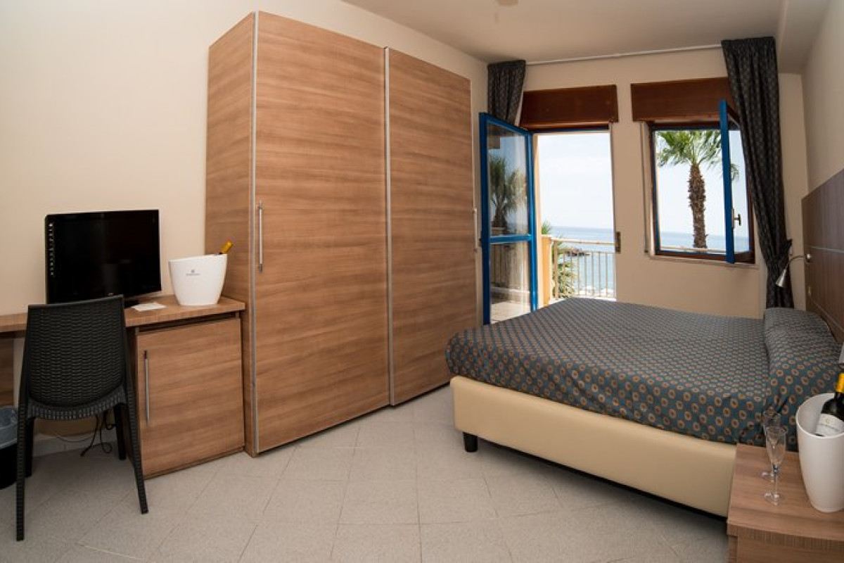 Elihotel