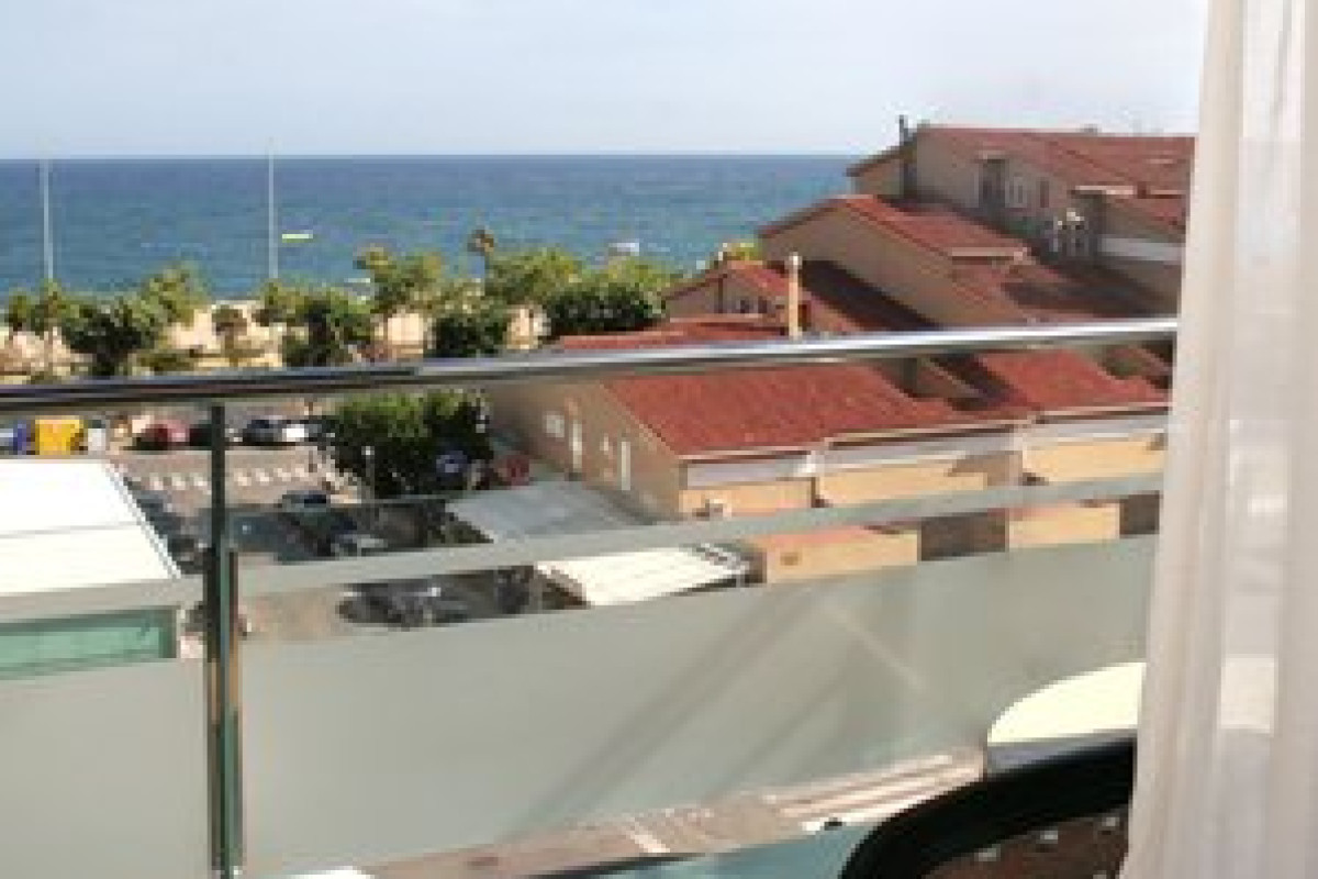 KAKTUS PLAYA (ADULTS RECOMMENDED) (Calella)