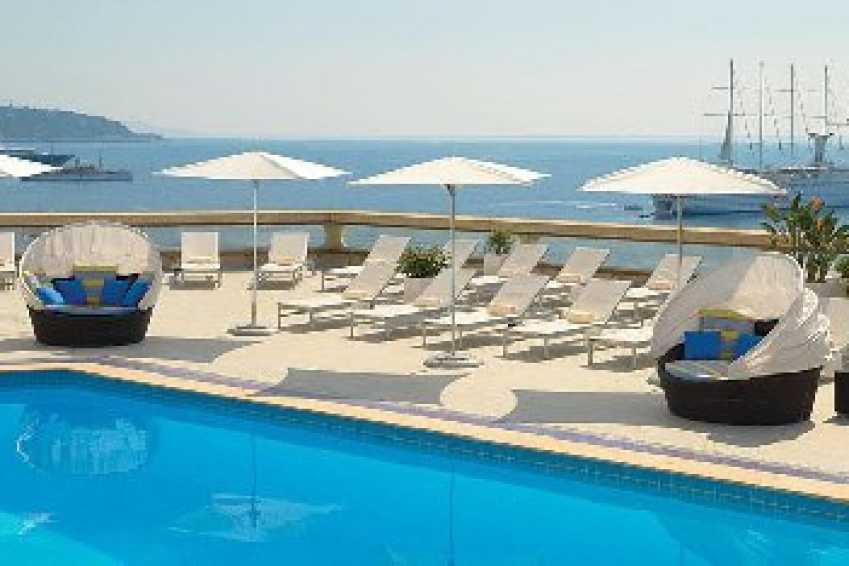 FAIRMONT MONTE CARLO