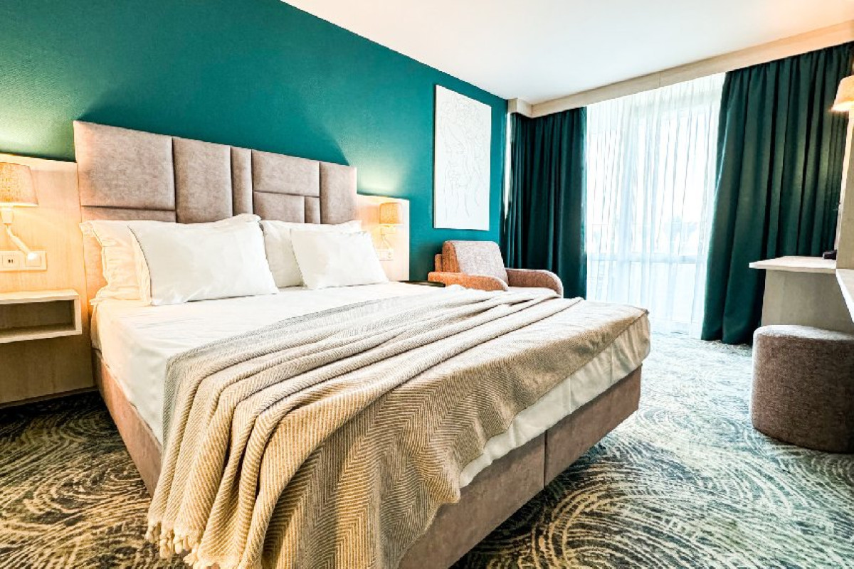 BORYANA - Hotel Renovat 2025