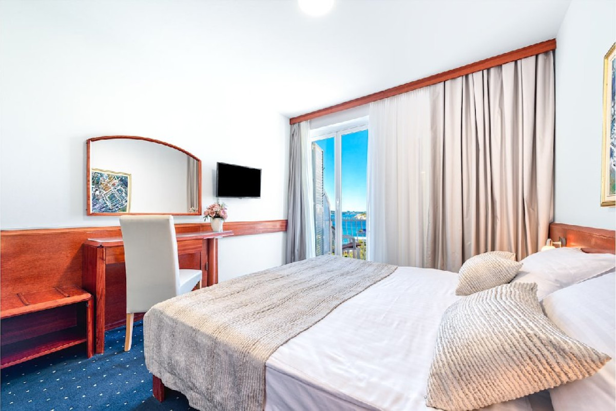 Hotel Komodor (Dubrovnik)