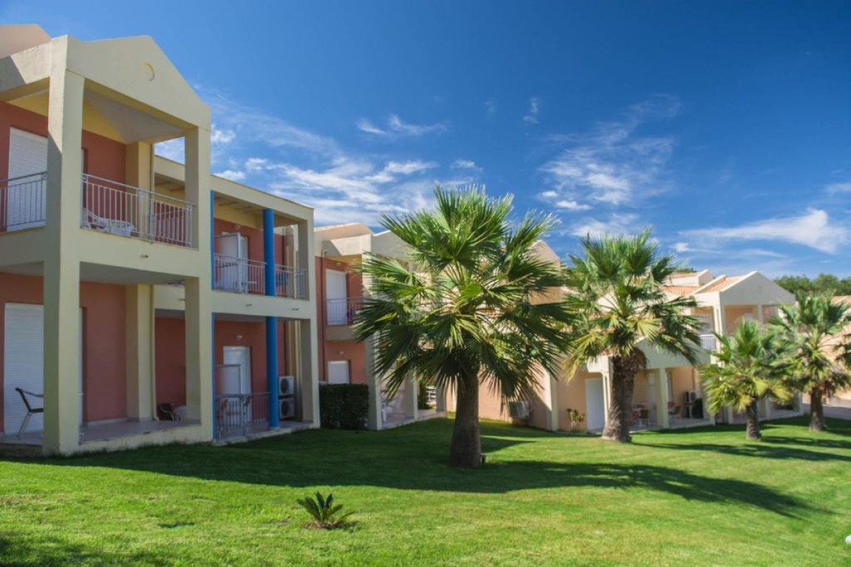 OLYMPION VILLAGE (Kavos) (C)