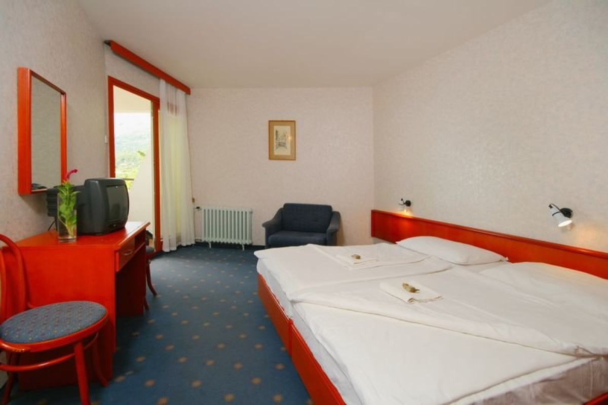 ADRIATIQ HOTEL LAGUNA (Makarska)