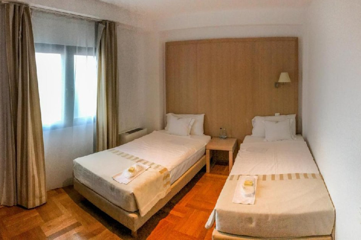 City Hotel