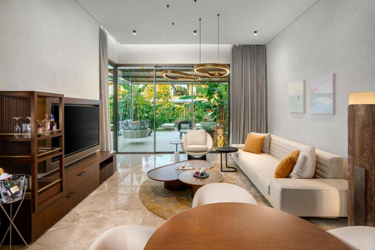 BAYOU VILLAS BY LARA BARUT COLLECTION