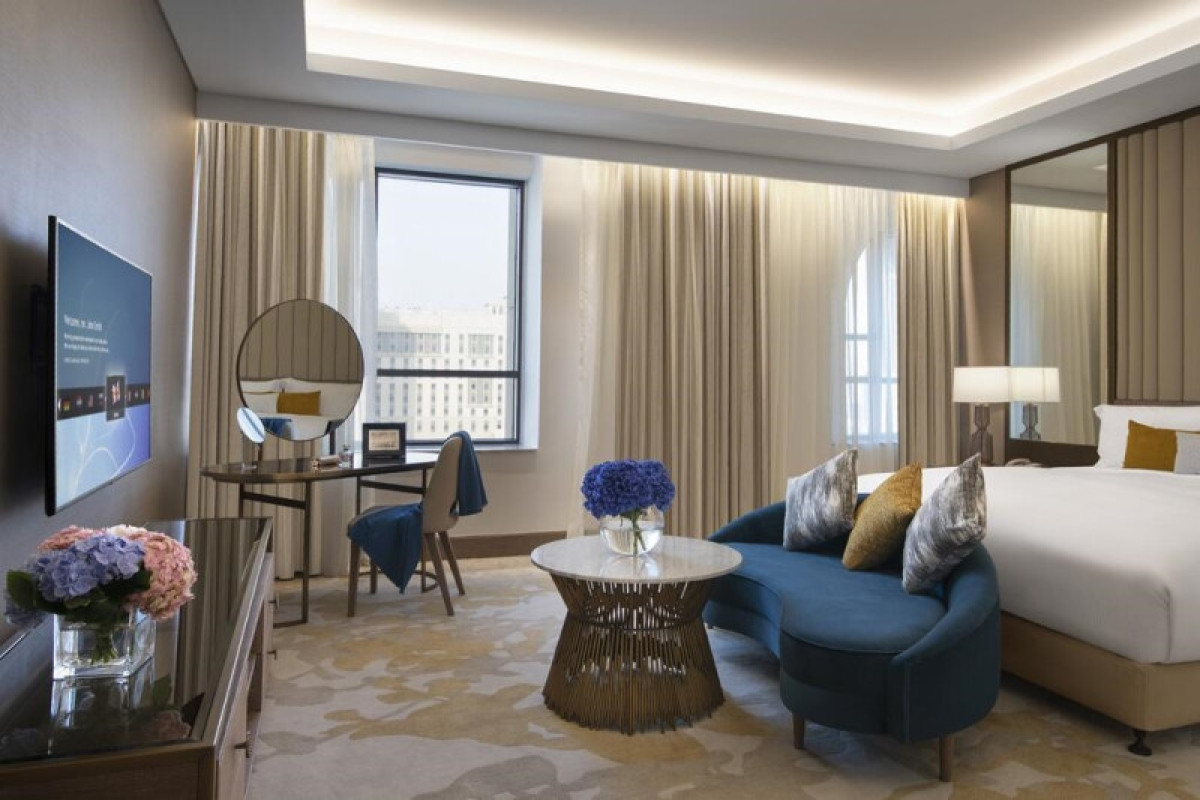 Al Jaddaf Rotana Suite Hotel
