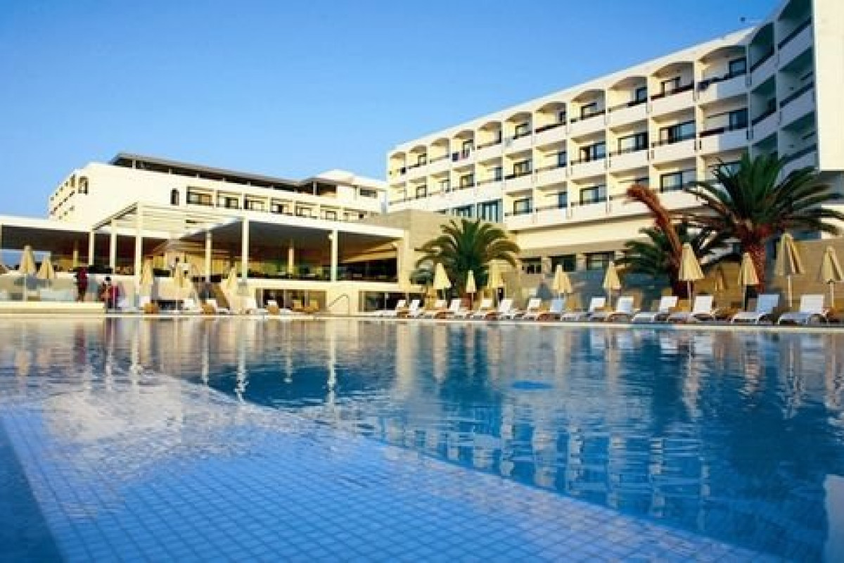 ESSENCE BOUTIQUE HOTEL BY DON PAQUITO (Torremolinos)