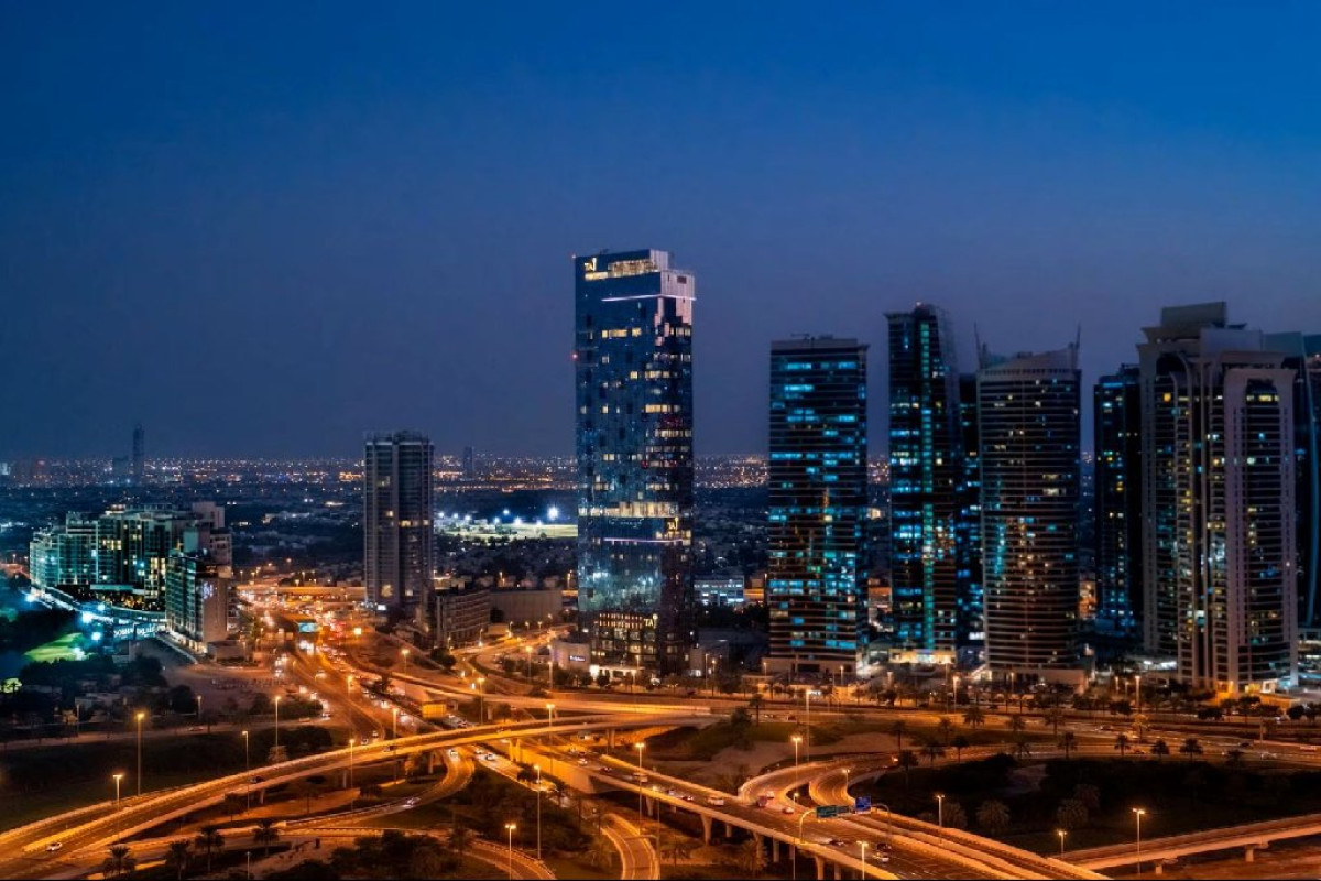 TAJ JUMEIRAH LAKES TOWERS