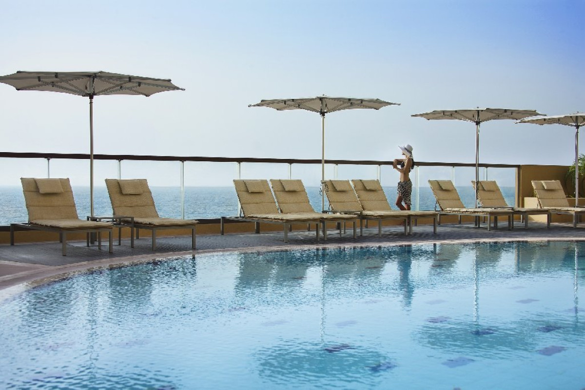 Amwaj Rotana Jumeirah Beach