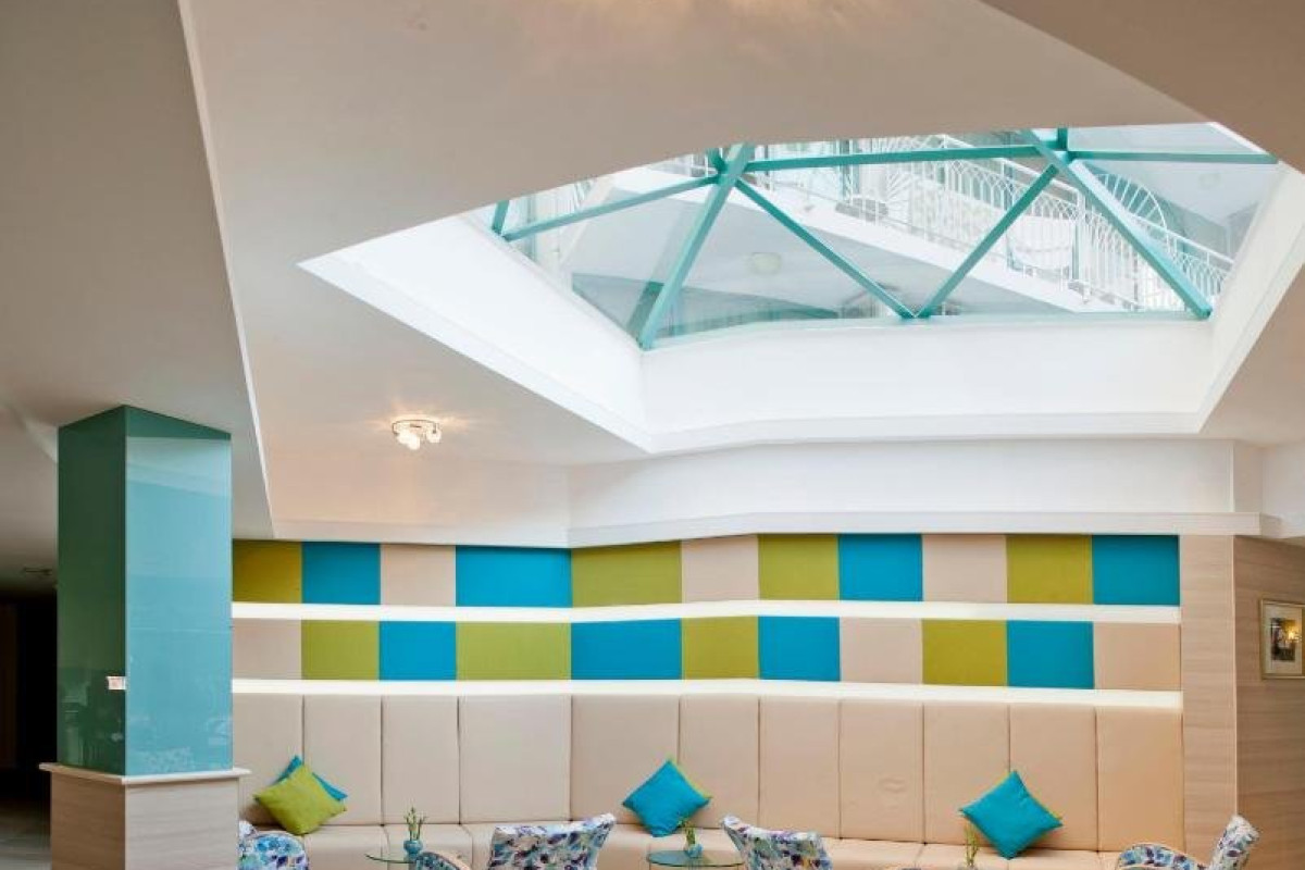 BORYANA - Hotel Renovat 2025