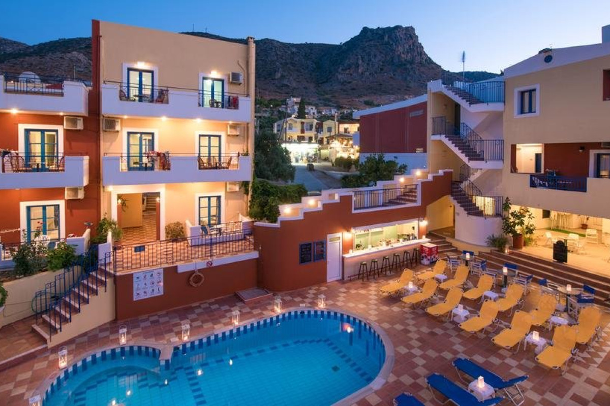 Astra Village Apartments and Suites (Koutouloufari)