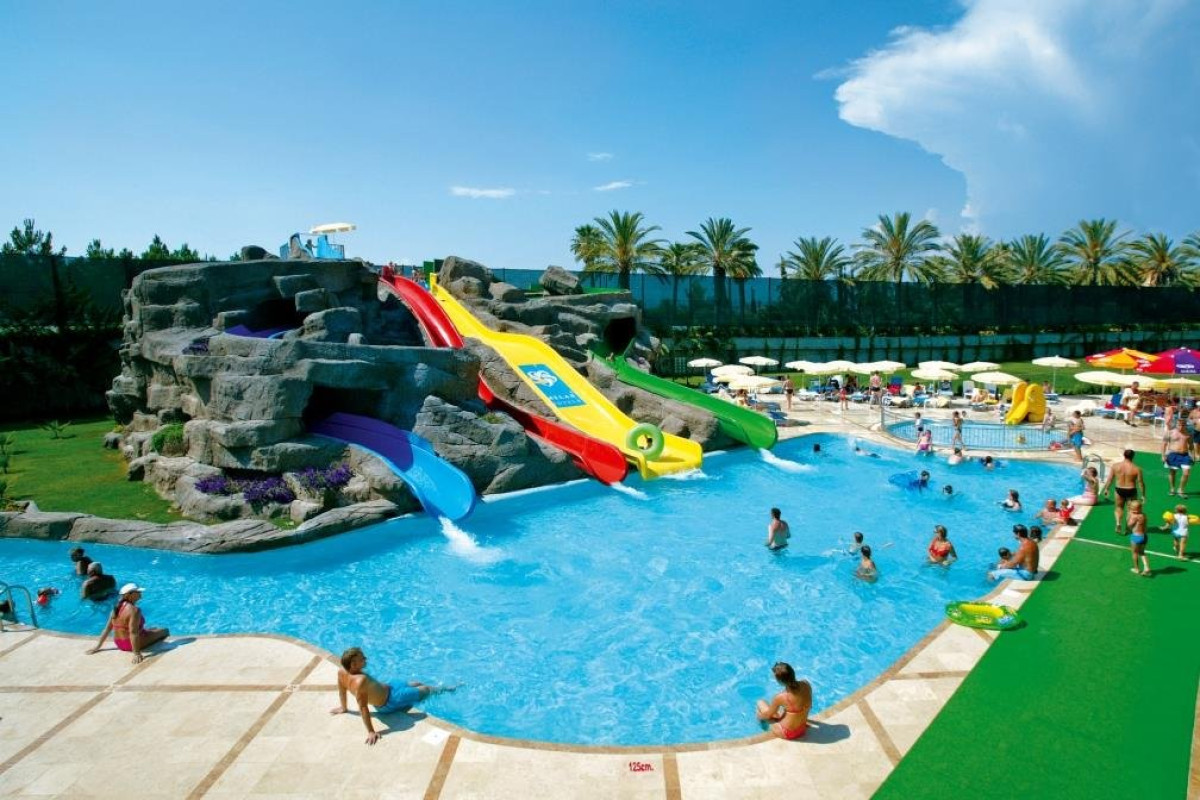 MELAS HOLIDAY VILLAGE