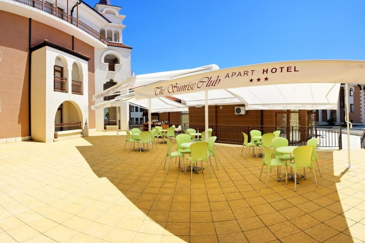 HOTEL SUNRISE CLUB