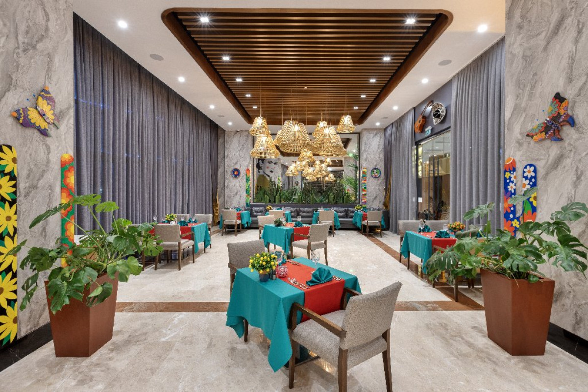MIRACLE RESORT