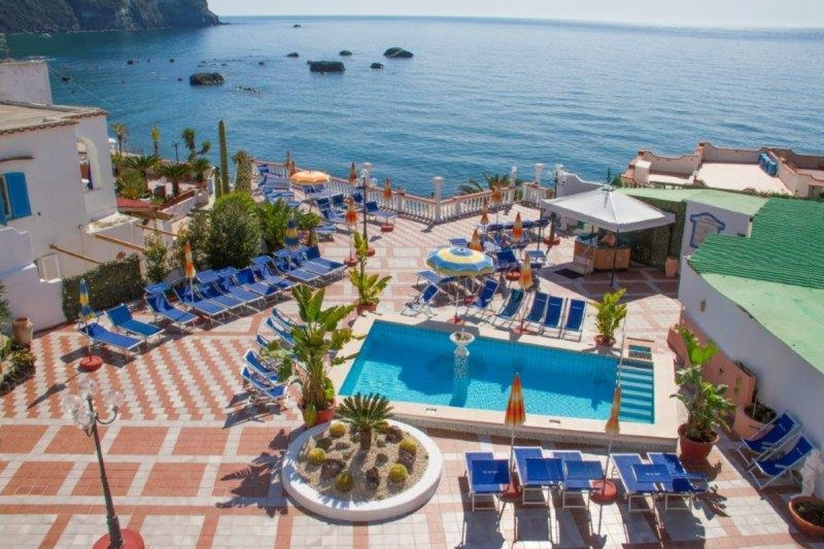Hotel Riva Del Sole