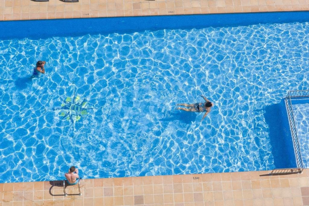INVISA ES PLA (Adults Only)