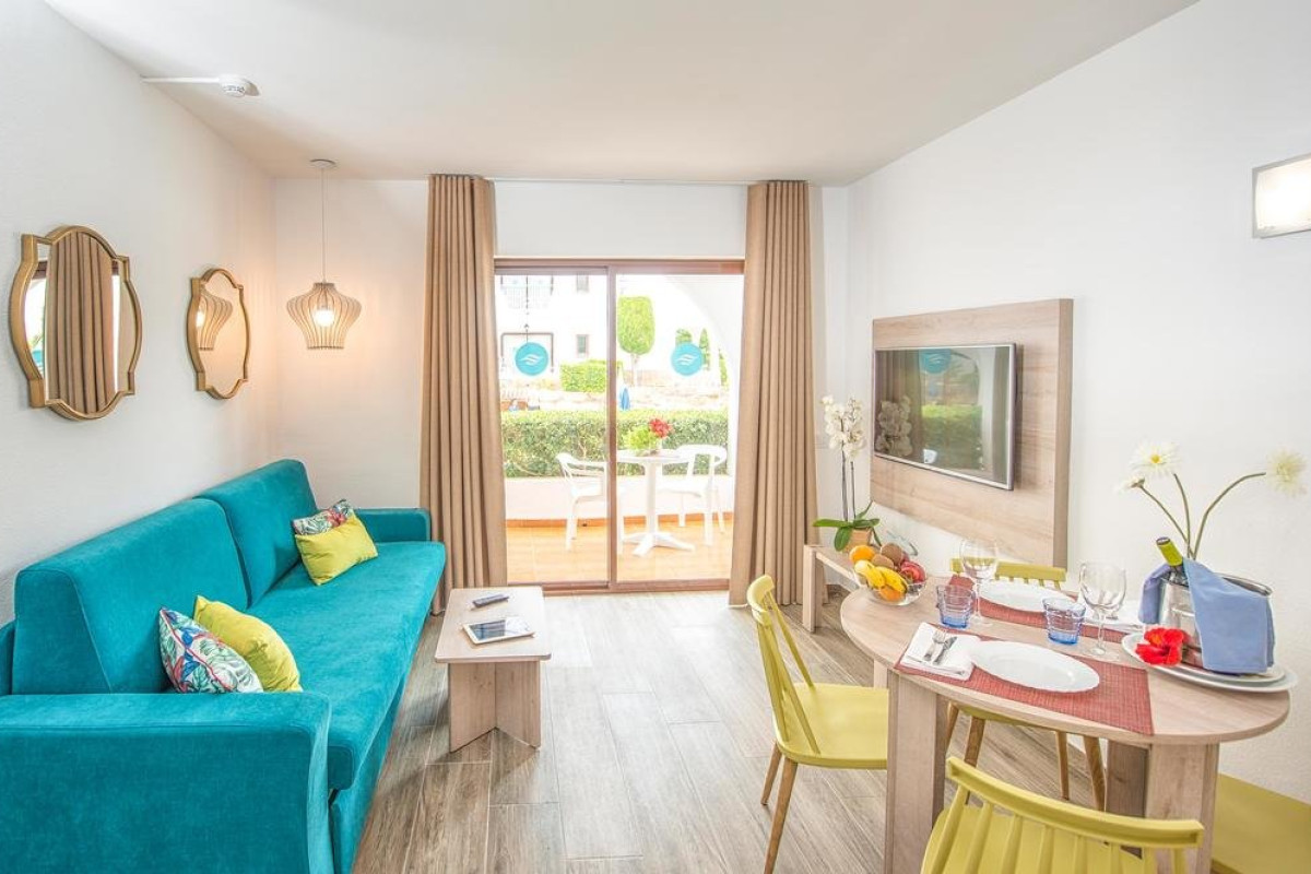 Flipflop Santa Ponsa Apartments (ex. Ona Surfing Playa)