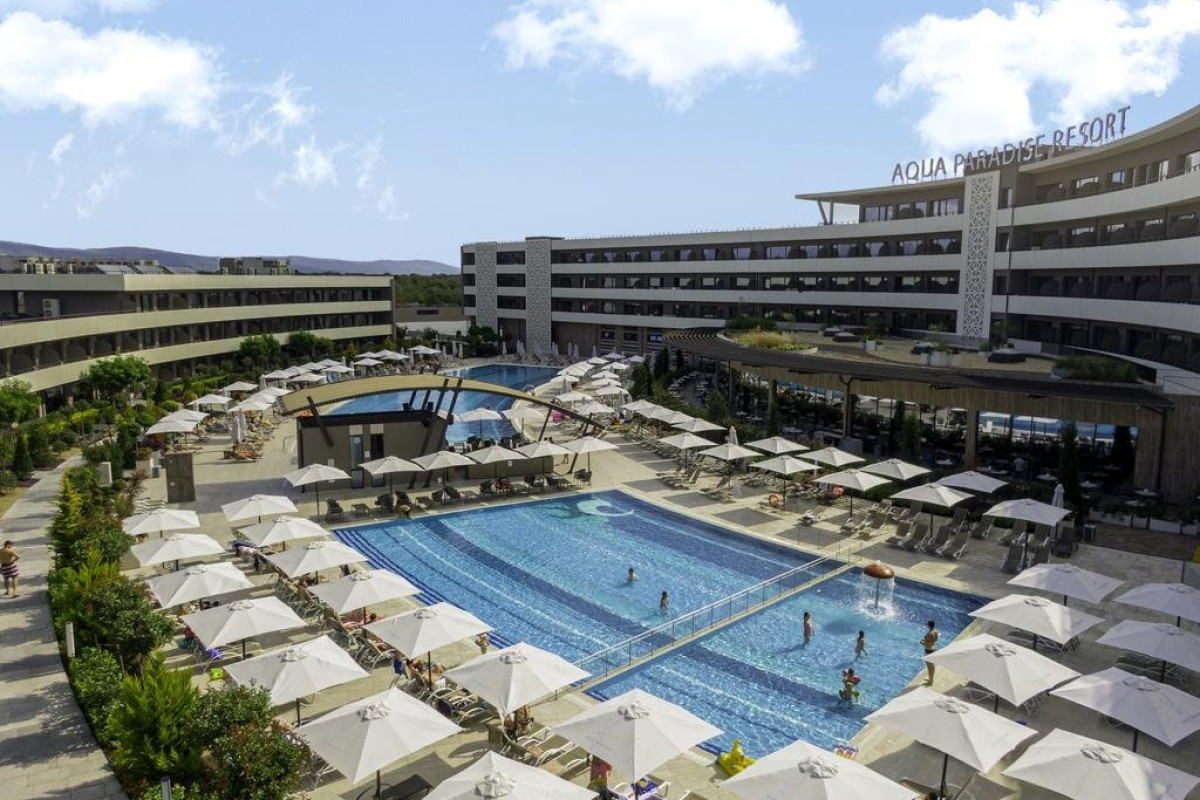 AQUA PARADISE RESORT