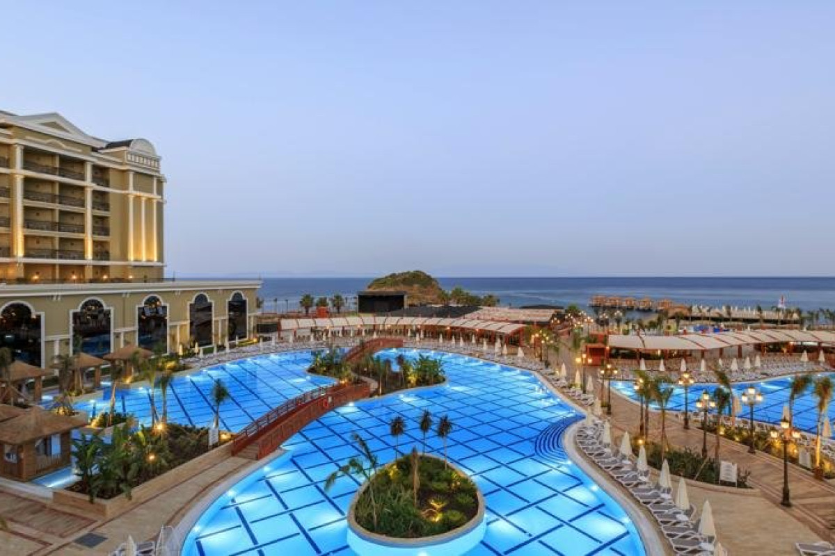 SUNIS EFES ROYAL PALACE RESORT