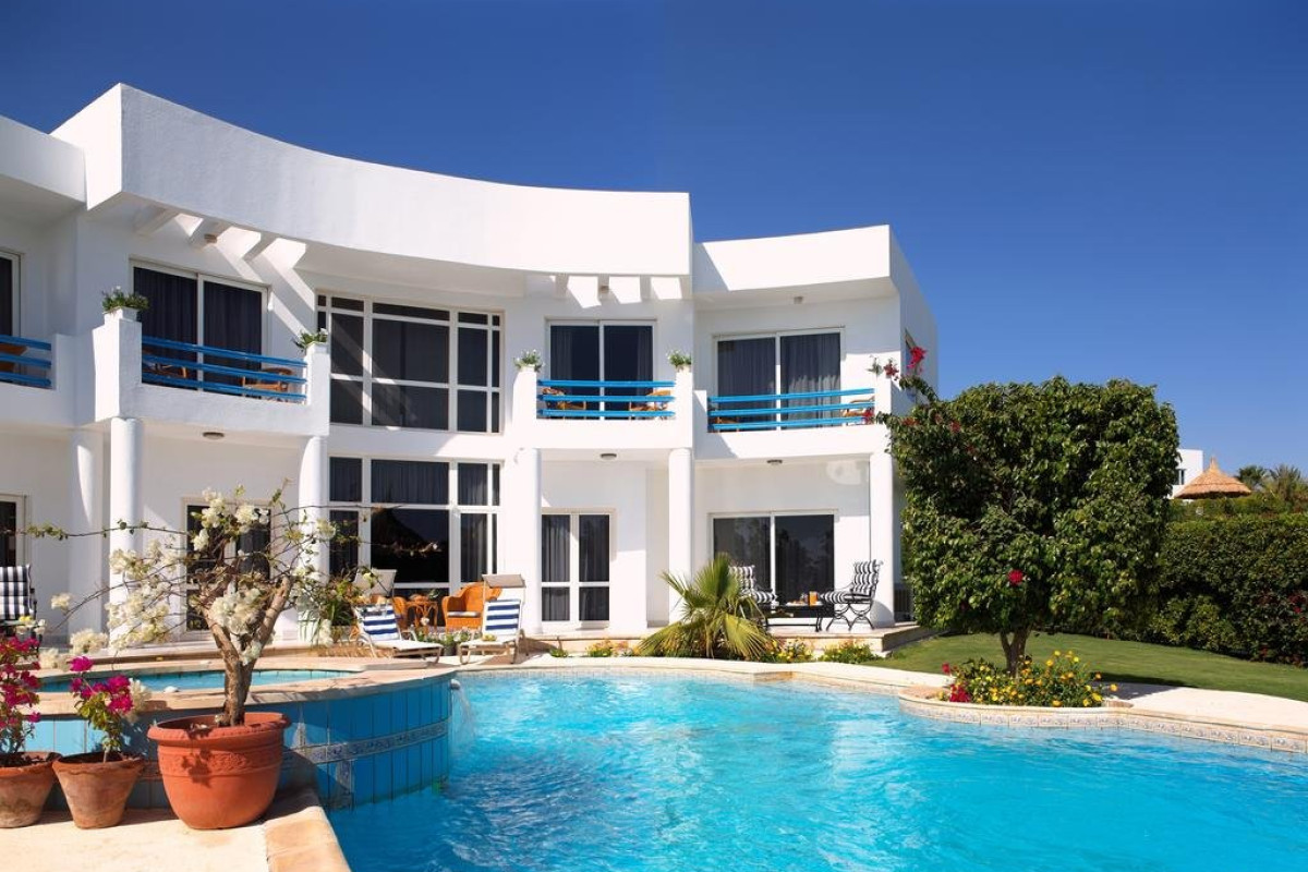 JOLIE VILLE GOLF RESORT