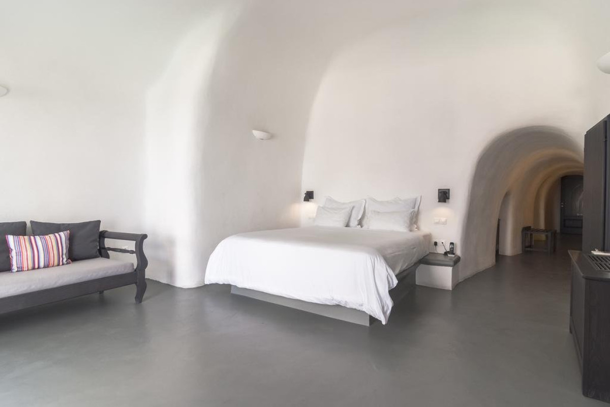 Ambassador Aegean Luxury Hotel Suites (Akrotiri - Santorini)