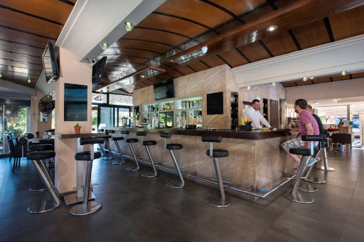 Kavos Plaza Hotel (Corfu)