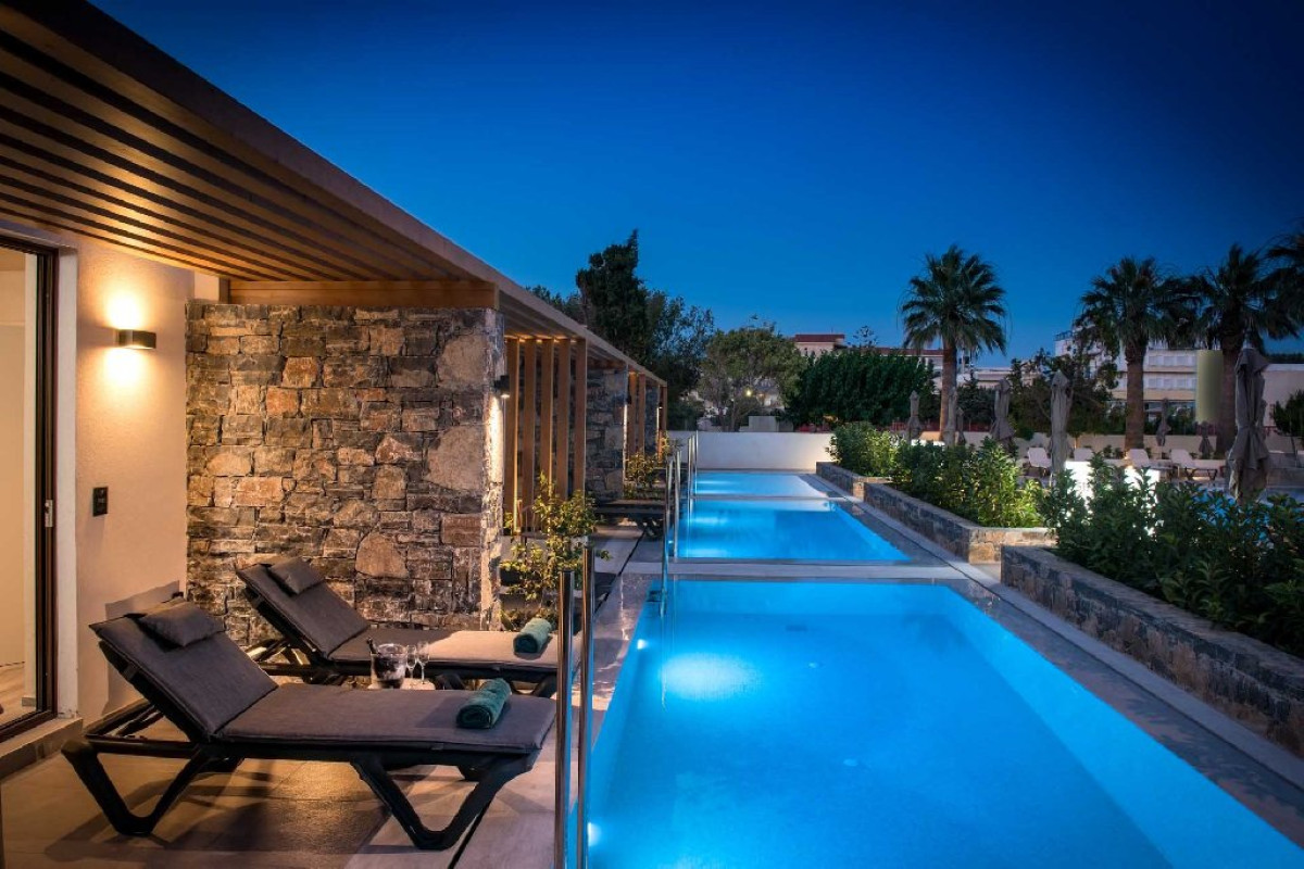 Petousis Hotel and Suites (Crete)