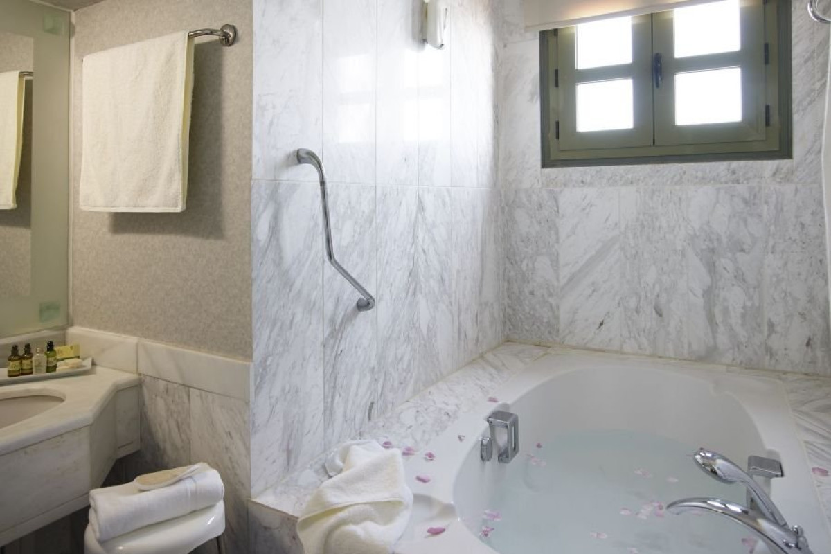 Thermae Sylla Spa Welness Hotel (Edipsos)