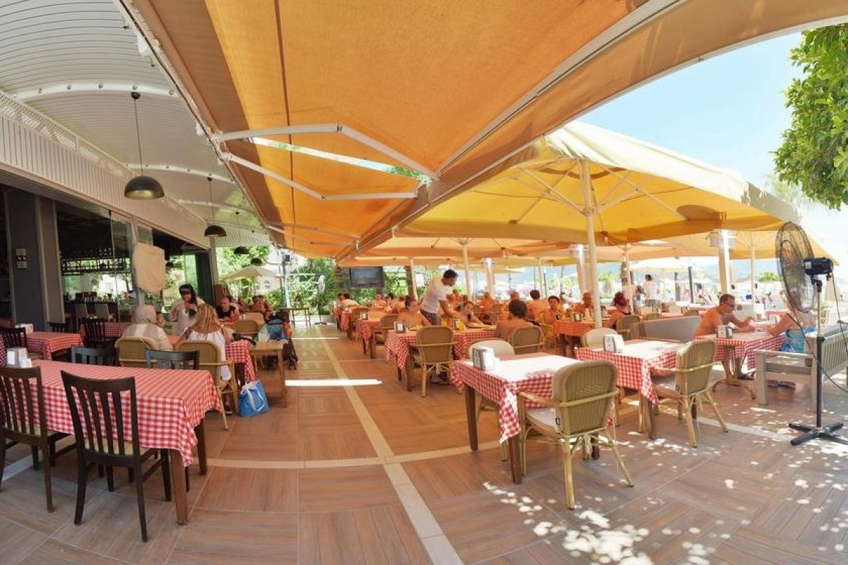 MARIS BEACH