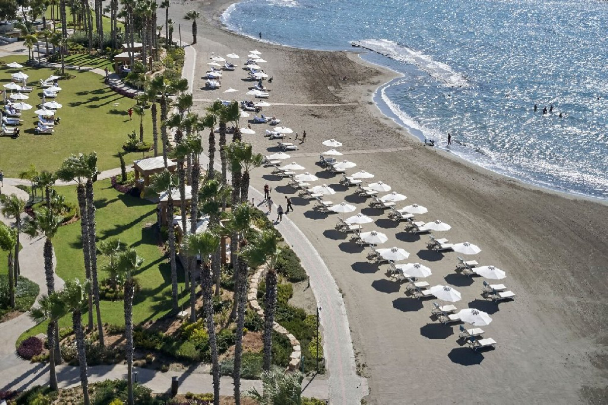 Parklane Resort and Spa
