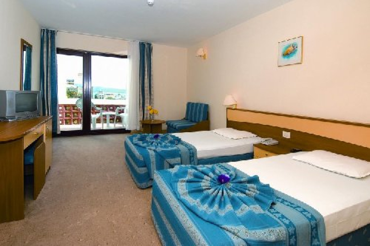 PELIKAN HOTEL