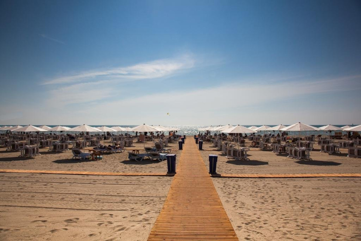 Premium Beach (Golem-Durres)