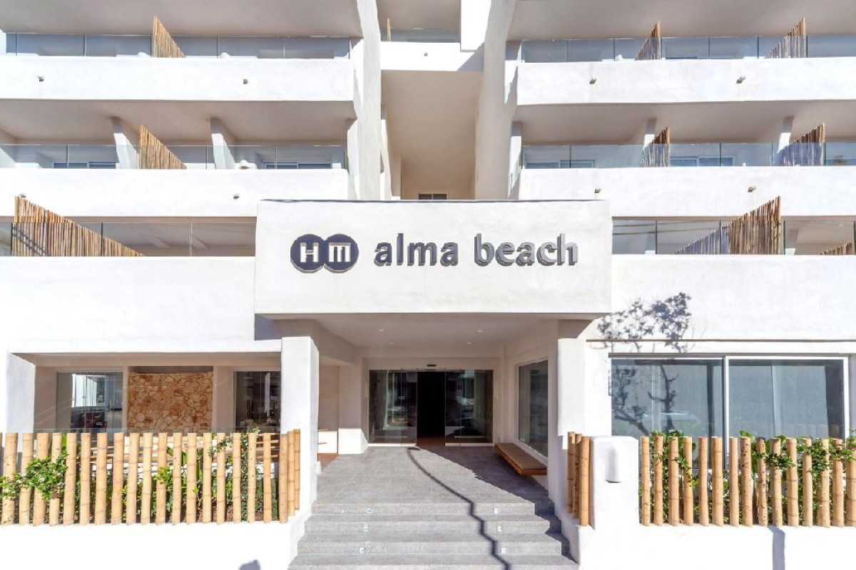 HM Alma Beach (Adults Only)