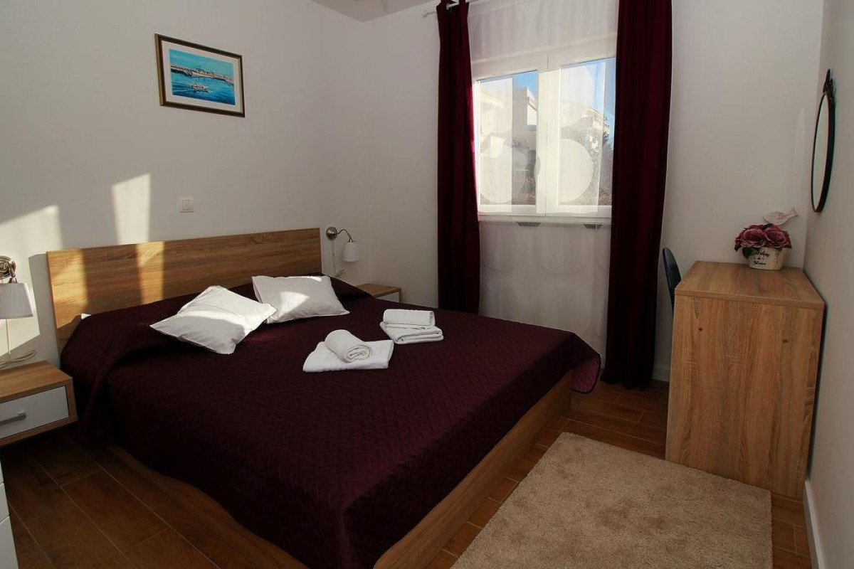 Apartments Stipe (Makarska)