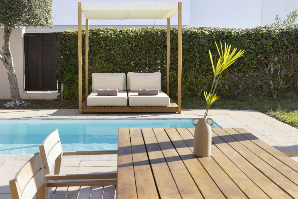Aulus Lindos Rhodes, Curio Collection By Hilton