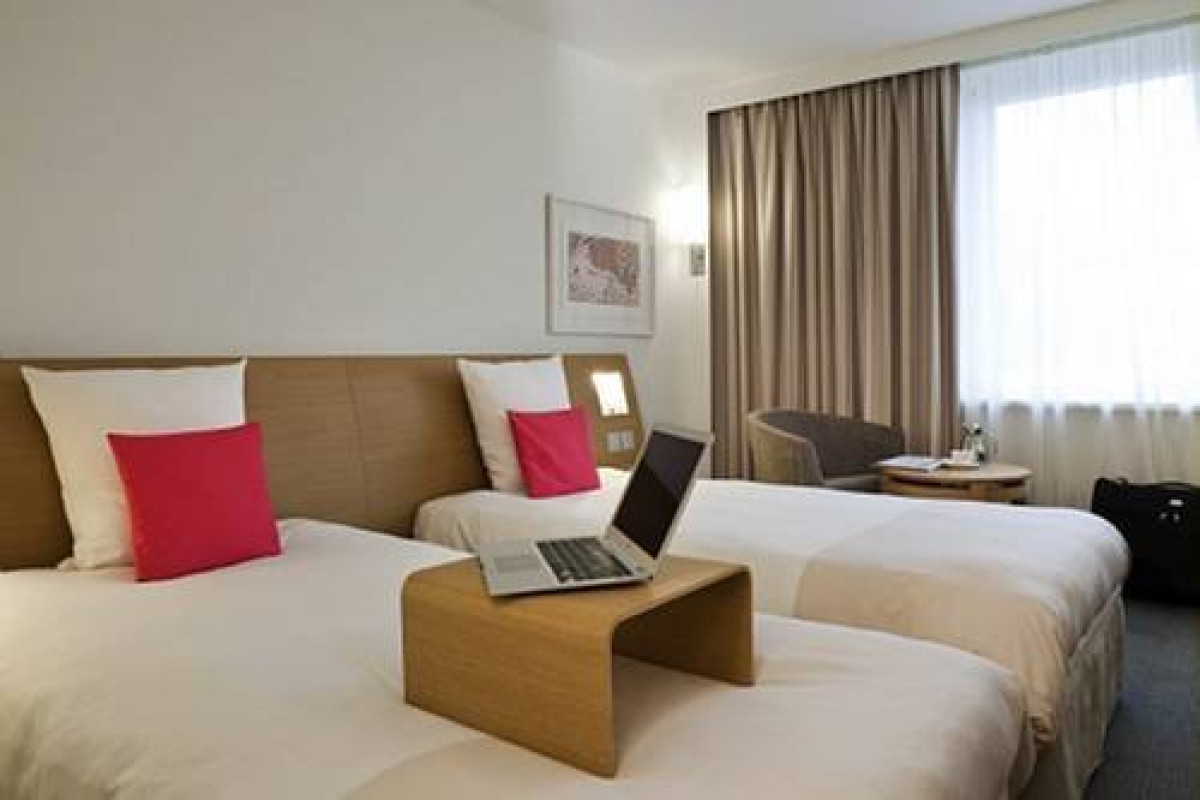 NOVOTEL EST