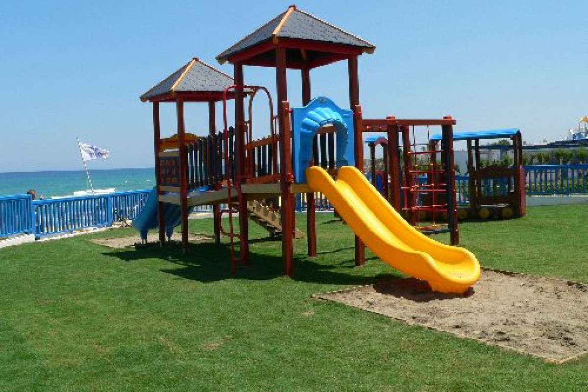 Mitsis Rinela Beach Resort