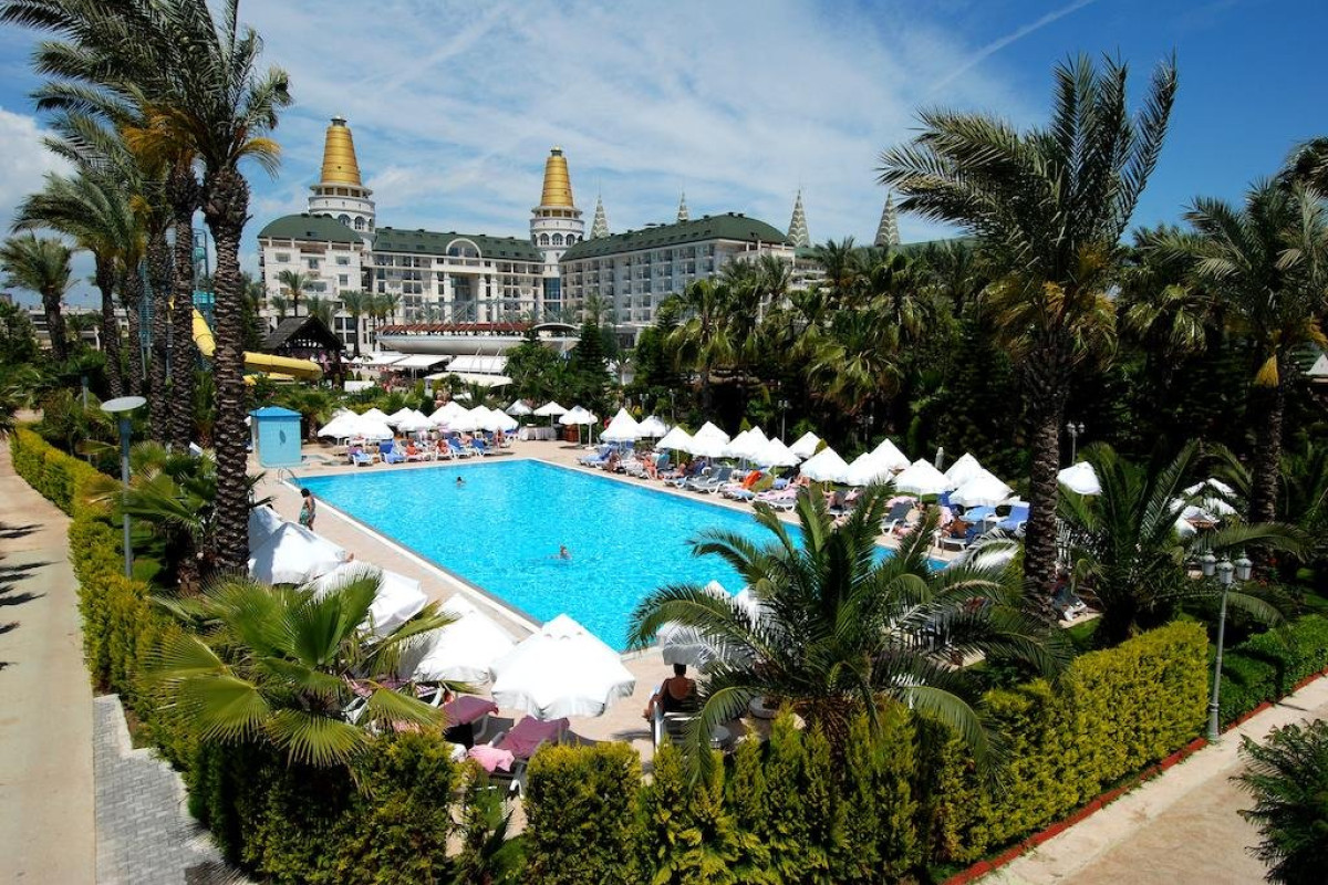 DELPHIN DIVA HOTEL