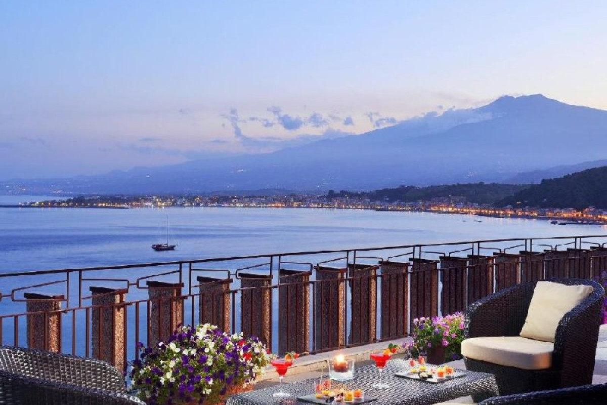 UNAHOTELS Capotaormina