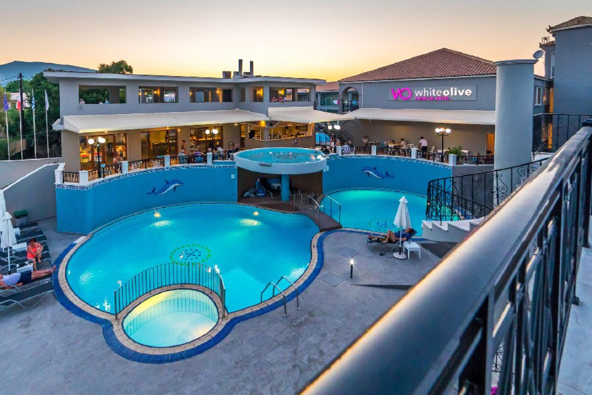 White Olive Premium Hotel (Laganas)