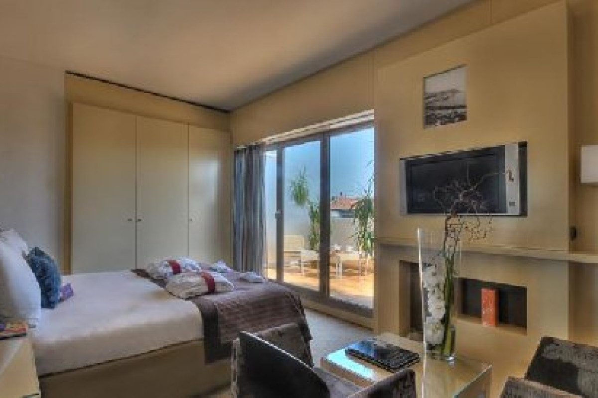 MERCURE GRIMALDI