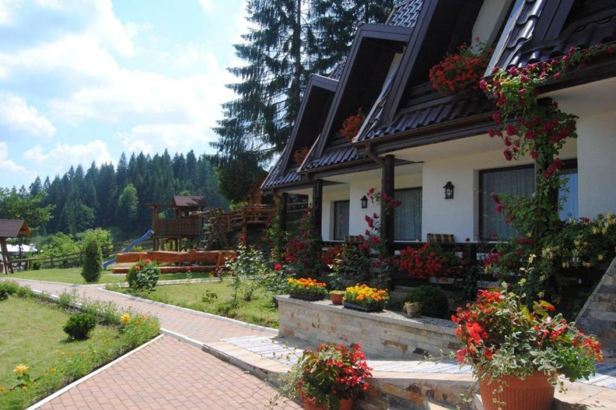 Popasul Domnesc Resort and Spa (Voronet)