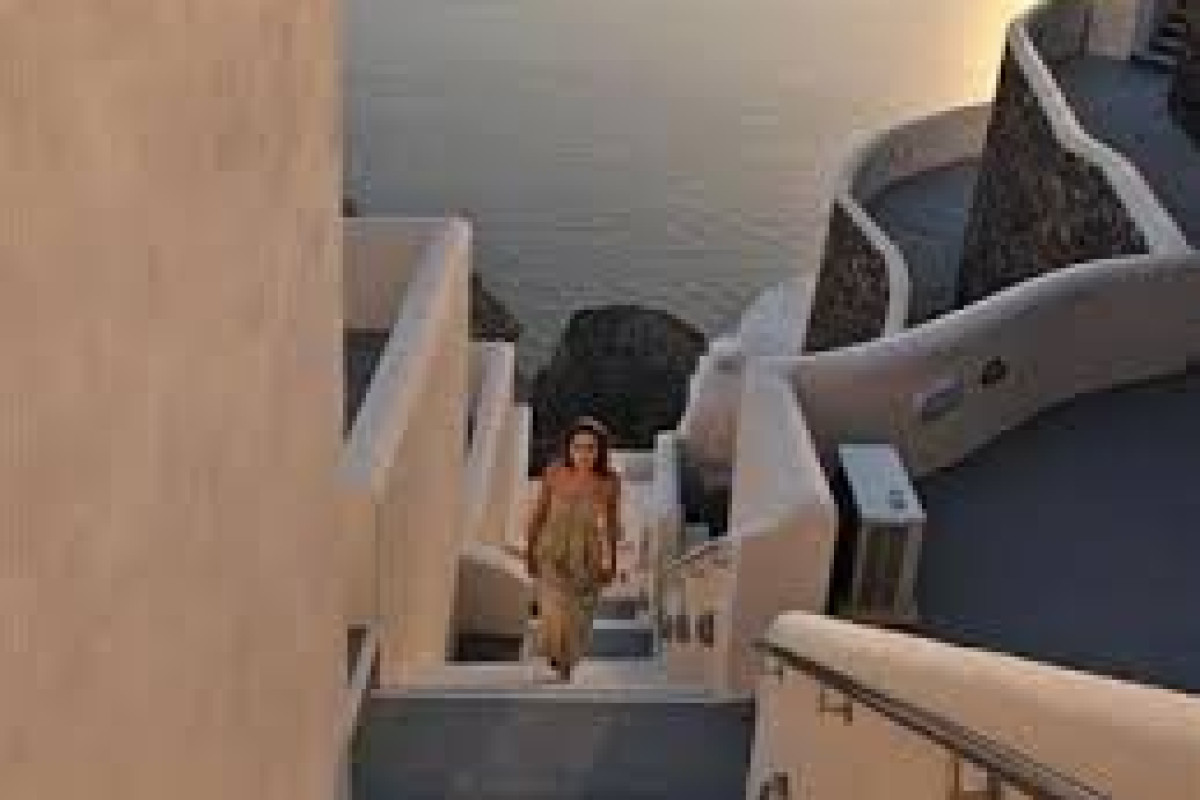 Petit Palace (Agia Irini - Fira - Santorini)