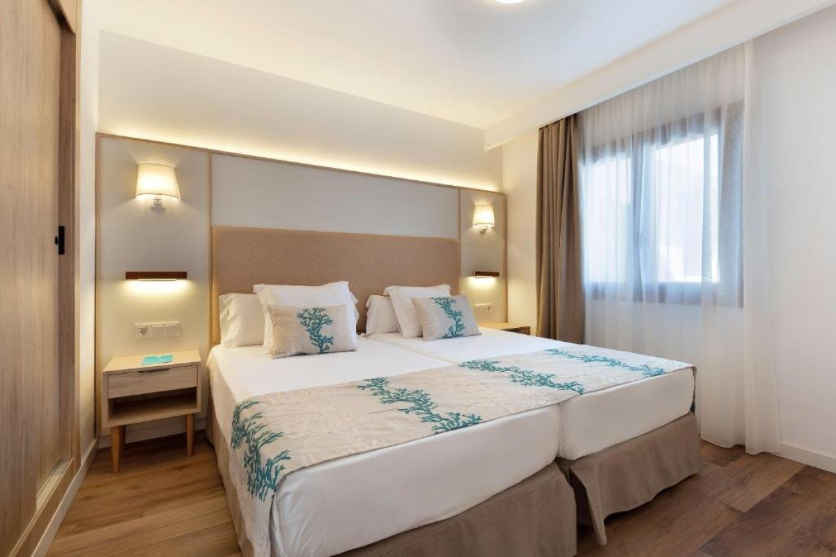 Alua Suites Las Rocas