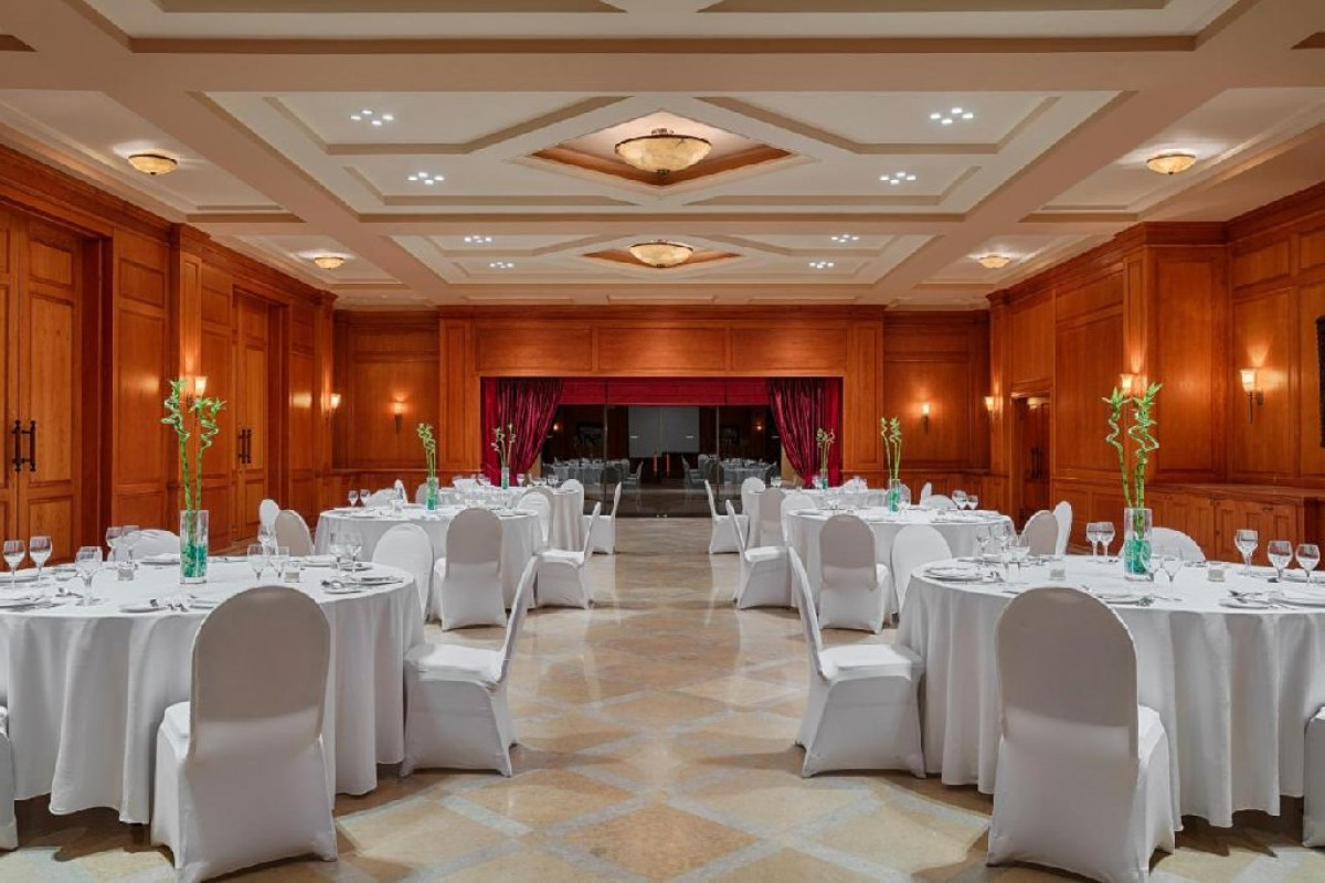 THE CASCADES GOLF RESORT SPA