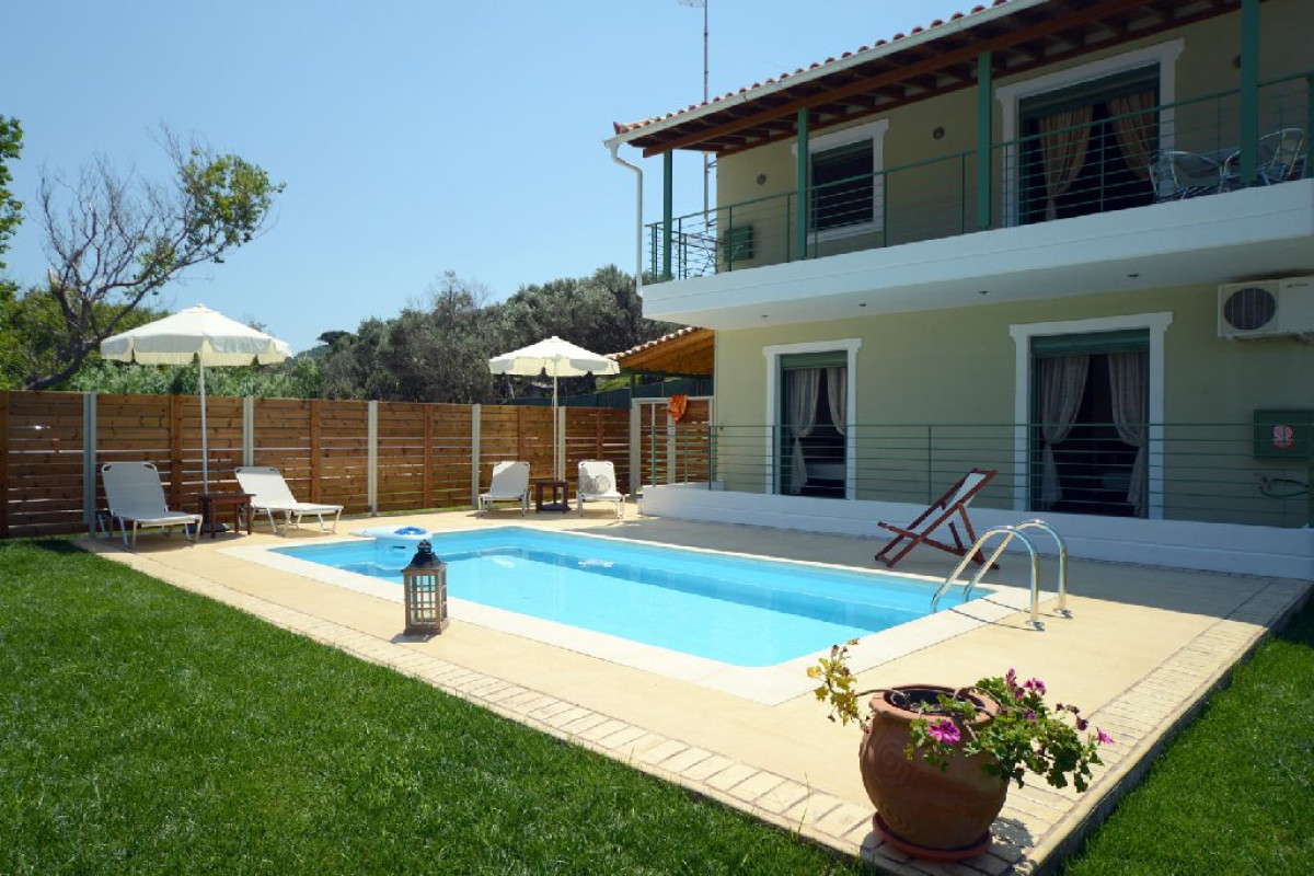 Aselinos Suites (Aselinos)