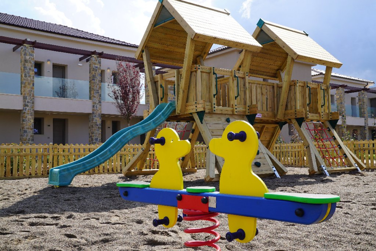 ALMYROS BEACH HOTEL (Acharavi) (C)