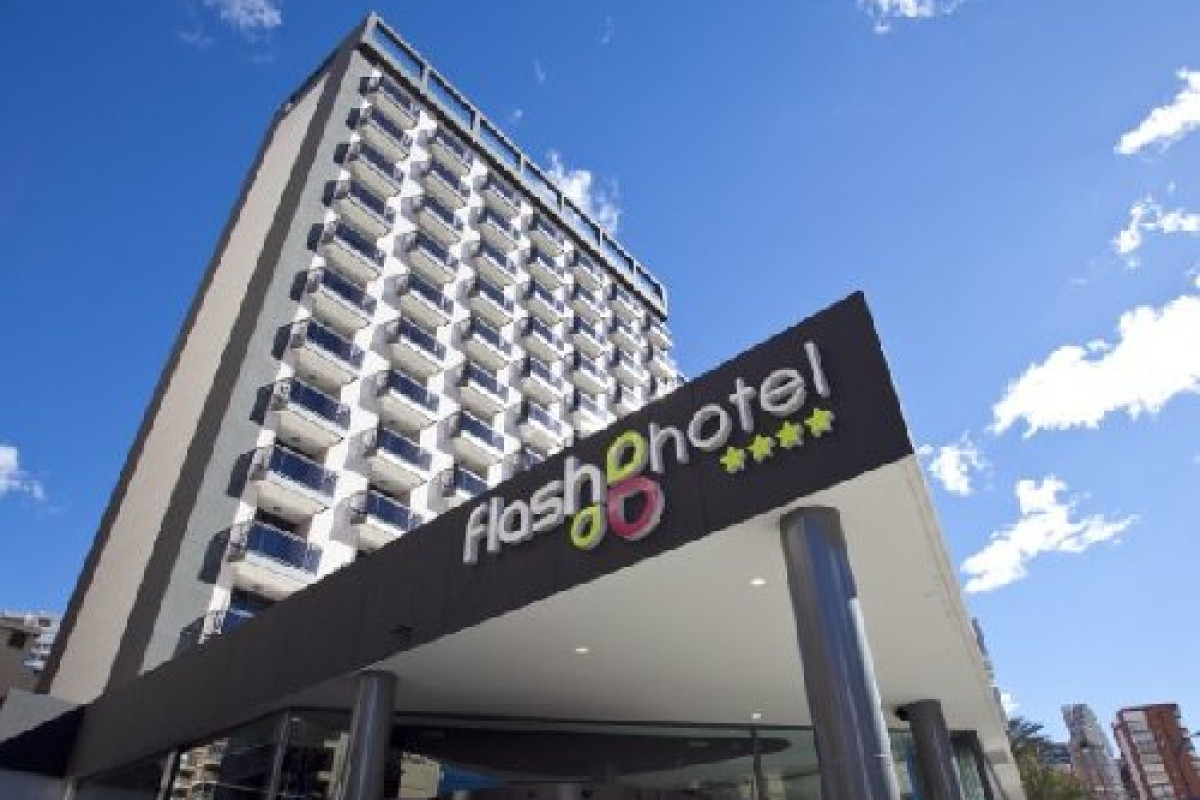 Flash (Adults Only) (Benidorm)