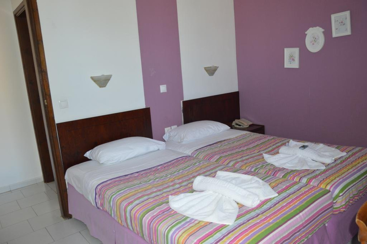 Ledra Maleme (K)
